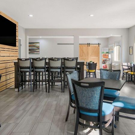 Quality Inn & Suites Roanoke - Fort Worth North Luaran gambar