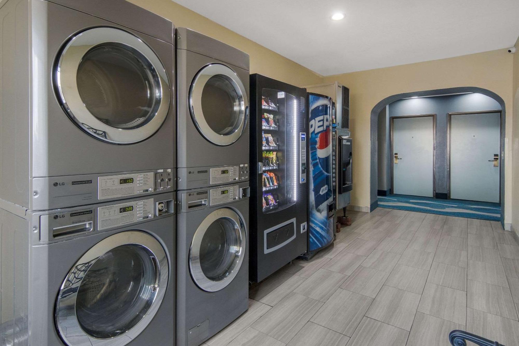 Quality Inn & Suites Roanoke - Fort Worth North Luaran gambar